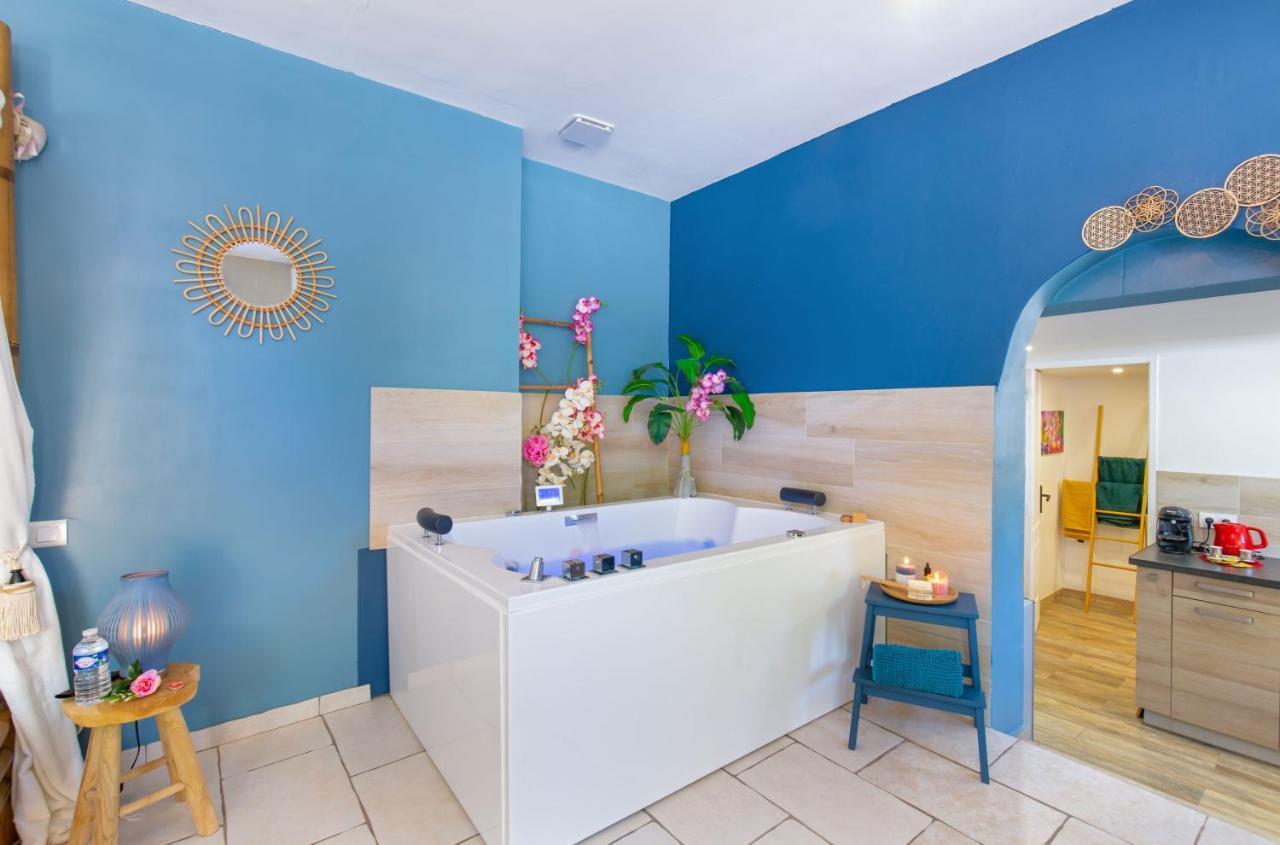 Appartement Jacuzzi 4 Etoiles Beaute - Mbroom Var พูเชต์-ซูราร์ช็องส์ ภายนอก รูปภาพ
